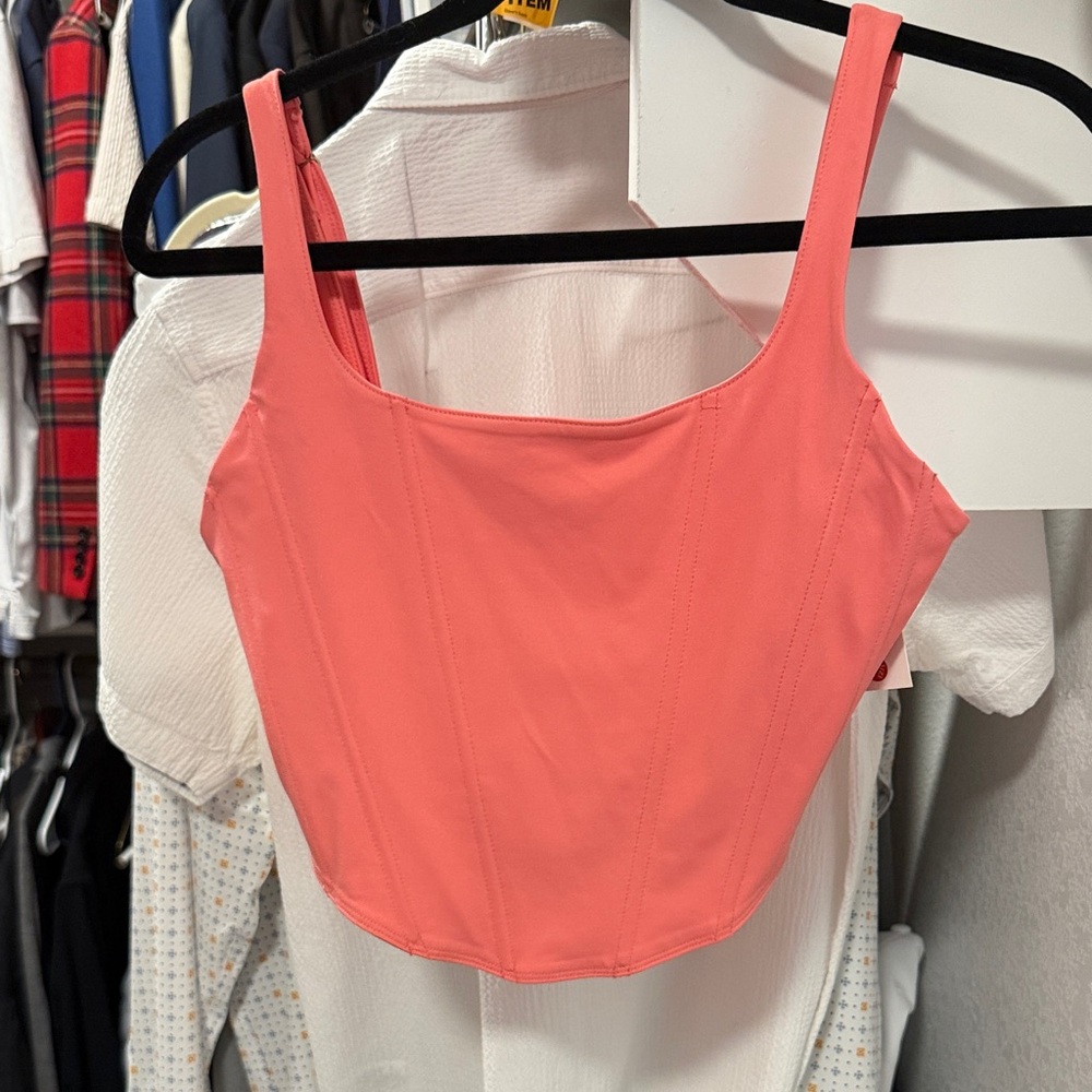 Reo Ria Women’s Coral Square-Neck Crop Top large runs small